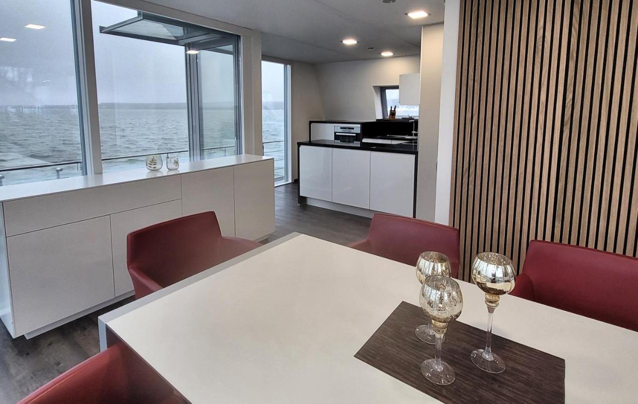 Schwimmendes Ferienhaus Sky Elsterheide Dış mekan fotoğraf