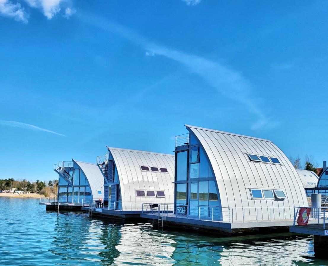 Schwimmendes Ferienhaus Sky Elsterheide Dış mekan fotoğraf