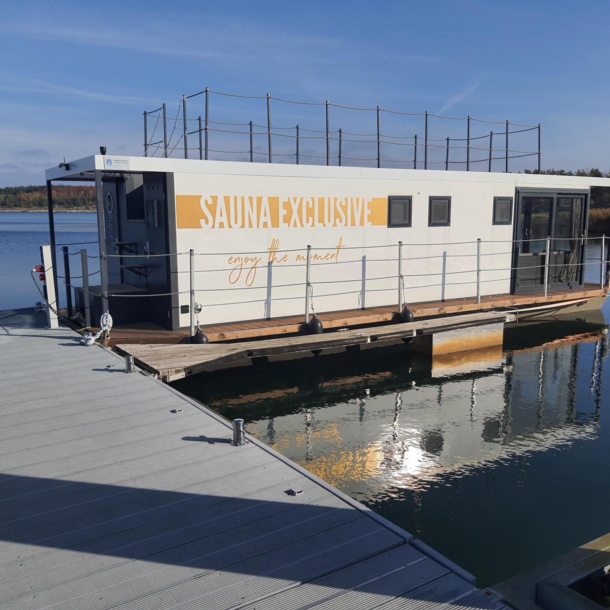 Schwimmendes Ferienhaus Sky Elsterheide Dış mekan fotoğraf